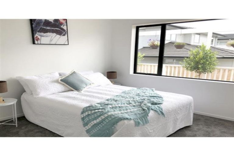 Photo of property in 16 Horsefields Drive, Flat Bush, Auckland, 2019