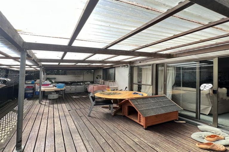 Photo of property in 45b Kurnell Drive, Botany Downs, Auckland, 2010