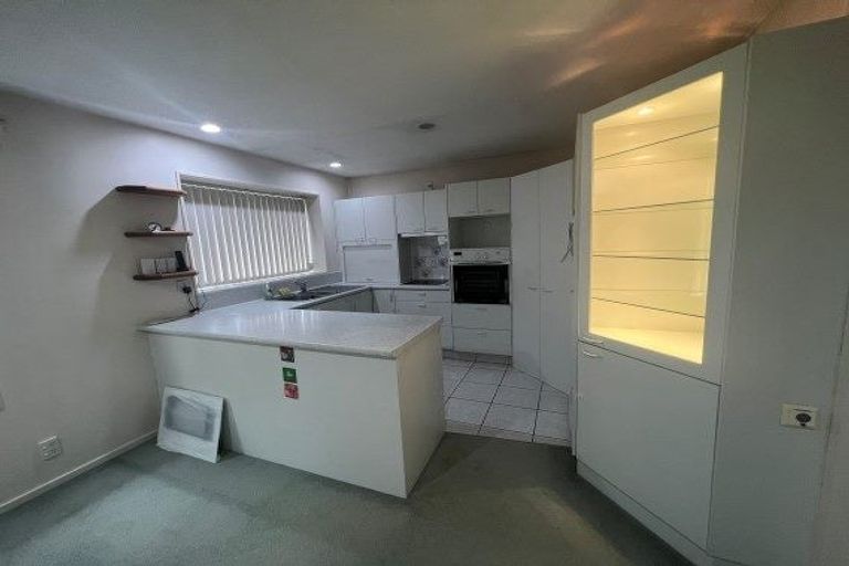 Photo of property in 15 Cardigan Bay Place, Addington, Christchurch, 8024