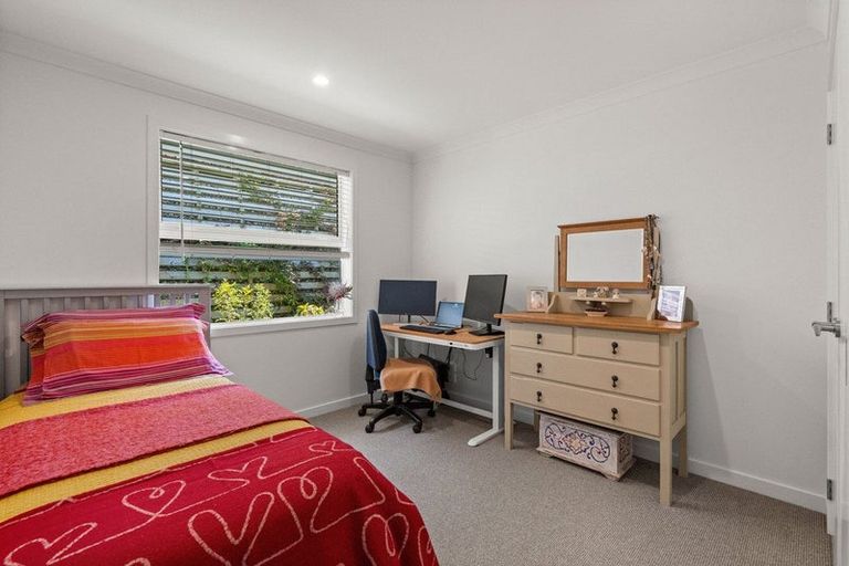 Photo of property in 29 Lakeside Terrace, Omokoroa, 3114