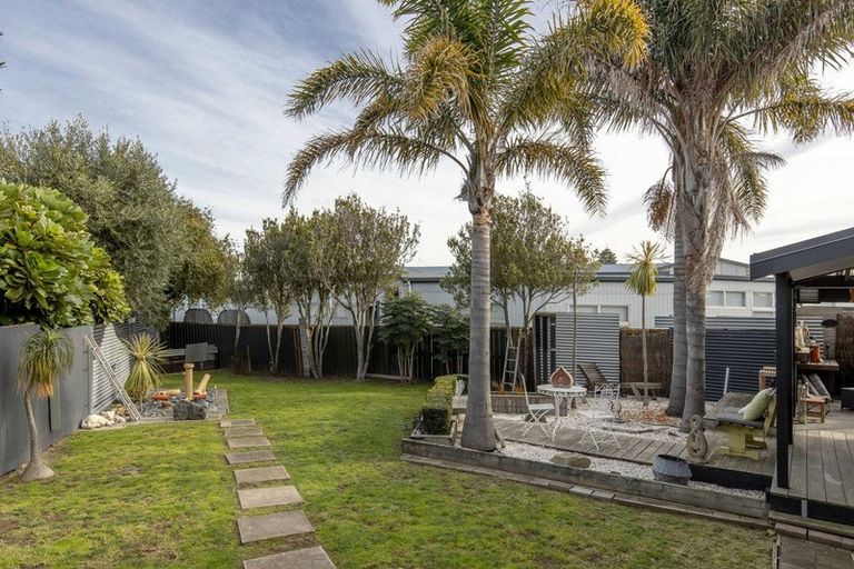 Photo of property in 25a Waitui Grove, Mount Maunganui, 3116