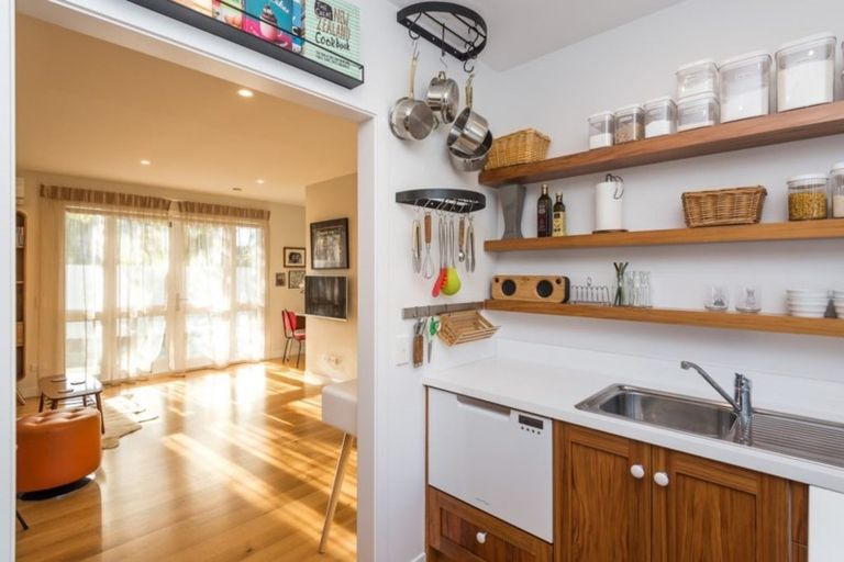 Photo of property in 4/89 Carlton Mill Road, Merivale, Christchurch, 8014