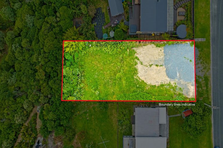 Photo of property in 22 Barrier View Road, Leigh, 0985