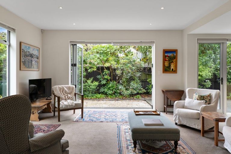 Photo of property in 7 Tui Street, Fendalton, Christchurch, 8041