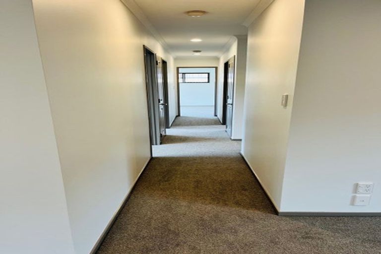 Photo of property in 25 Grabella Place, Papamoa Beach, Papamoa, 3118