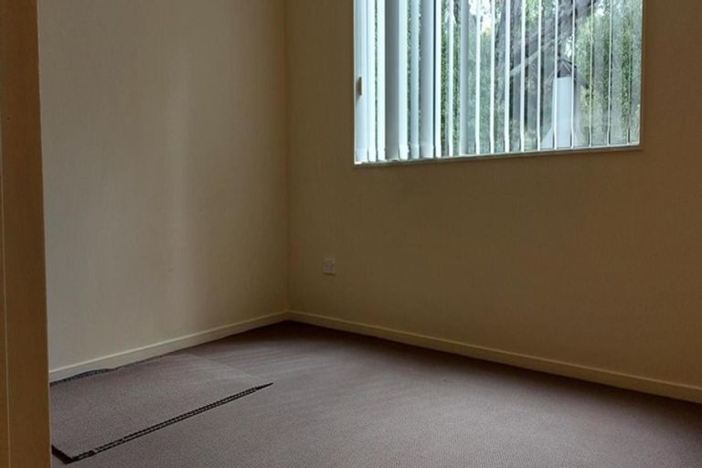 Photo of property in 9 Kona Crescent, Henderson, Auckland, 0610