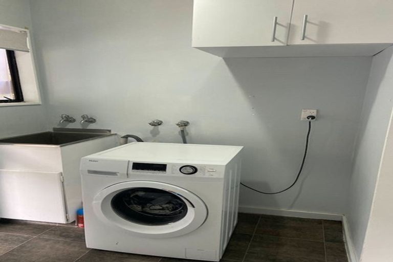 Photo of property in 20 Wingfield Place, Churton Park, Wellington, 6037