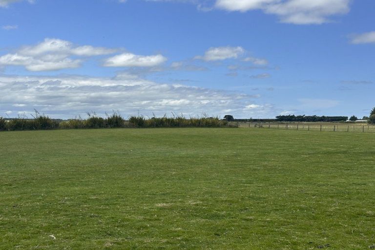 Photo of property in 864 Bluff Highway, Woodend, Invercargill, 9877