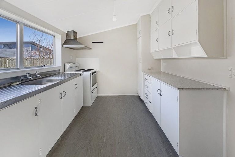 Photo of property in 27 Morgan Crescent, Levin, 5510