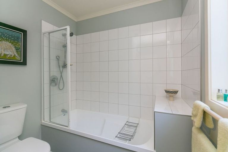 Photo of property in 55c Bolton Street, Kelburn, Wellington, 6012