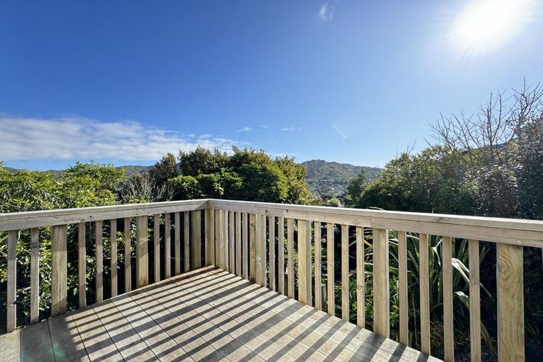 Photo of property in 12 Indira Place, Khandallah, Wellington, 6035