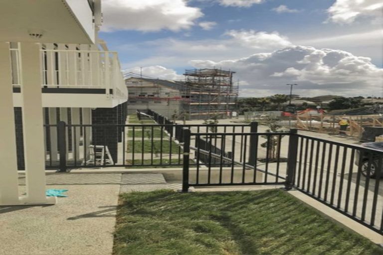 Photo of property in 63 Weir Lane, Silverdale, 0932