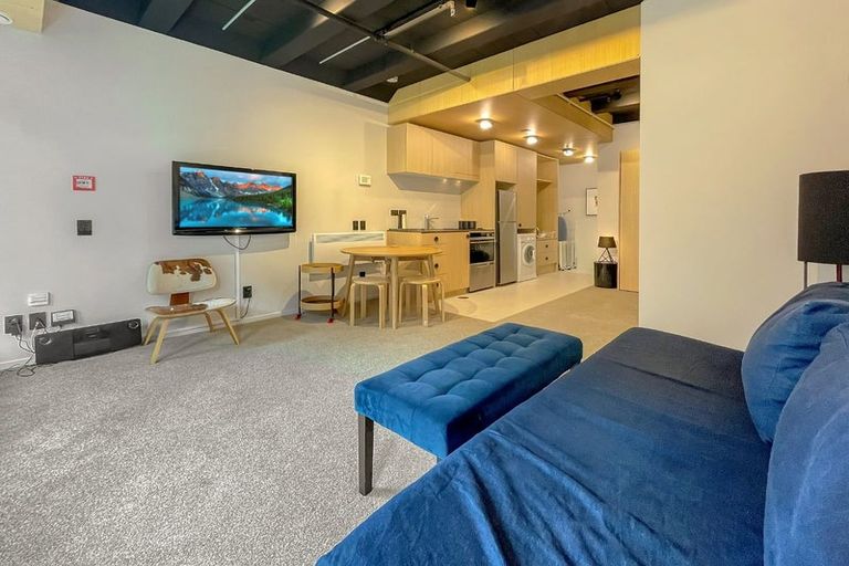 Photo of property in Vedado Apartments, 107/41 Hopper Street, Mount Cook, Wellington, 6011