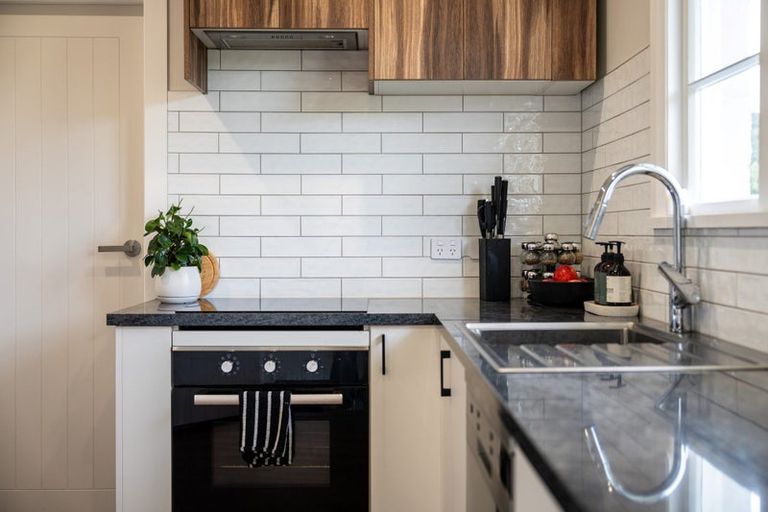 Photo of property in 35 Bradford Street, Bradford, Dunedin, 9011