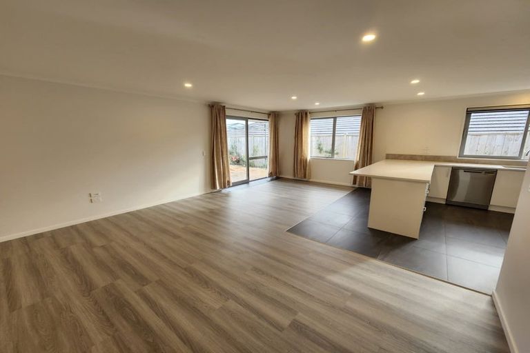 Photo of property in 78 Harriet Johnston Drive, Pokeno, 2402