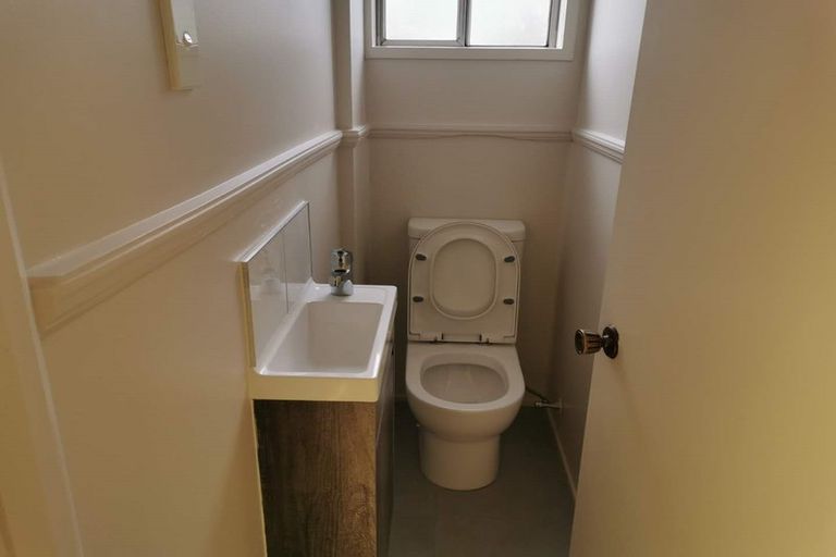 Photo of property in 3 Brook Street, Milford, Auckland, 0620