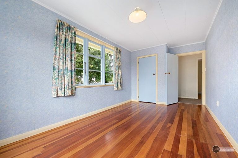 Photo of property in 10 Clement Grove, Taita, Lower Hutt, 5011