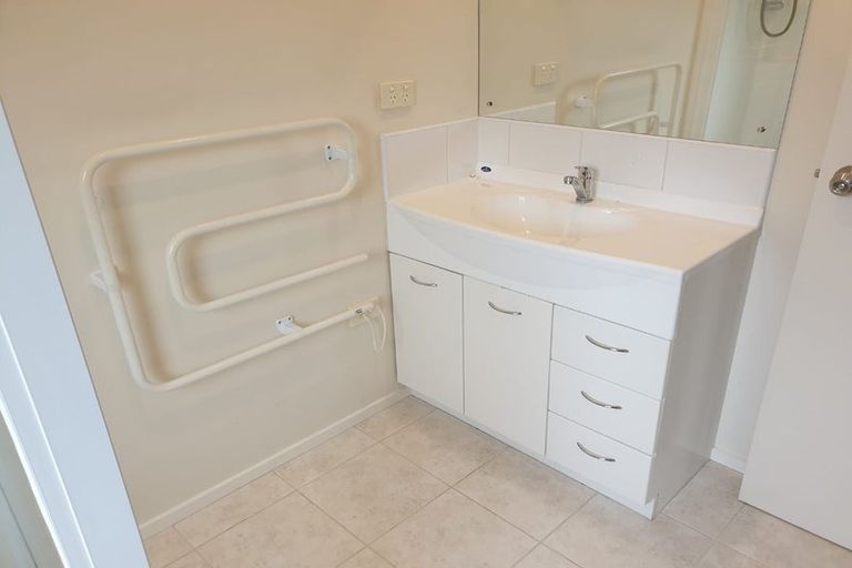 Photo of property in 6 Saint Hill Lane, Havelock North, 4130