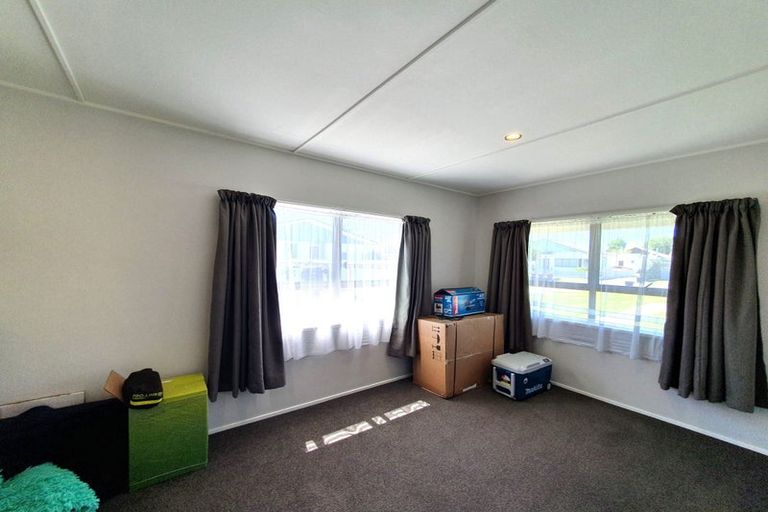 Photo of property in 1402 Jubilee Street, Mayfair, Hastings, 4122