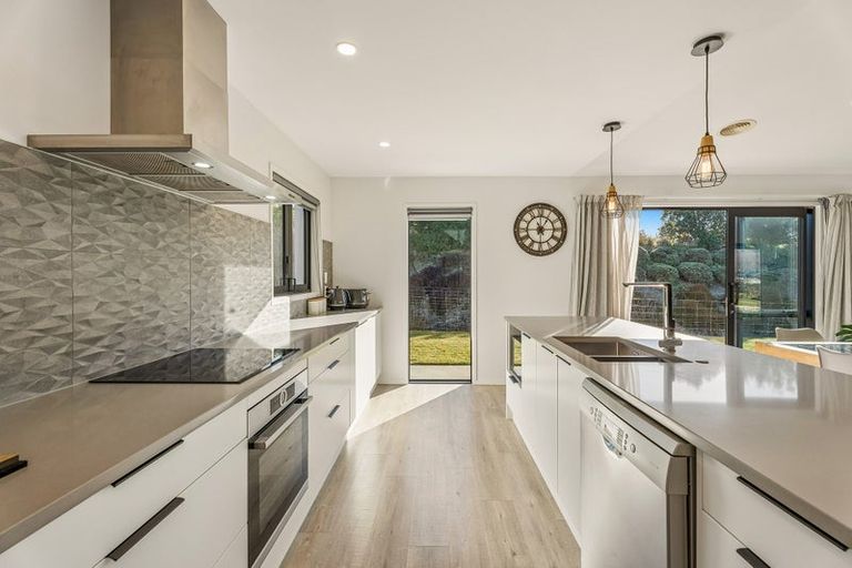 Photo of property in 9 Arion Court, Mount Pisa, Cromwell, 9383