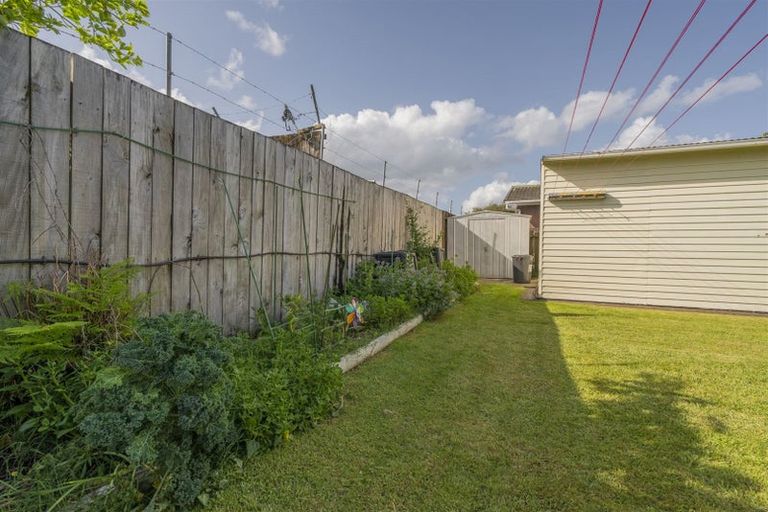 Photo of property in 8 Hamilton Crescent, Whitianga, 3510