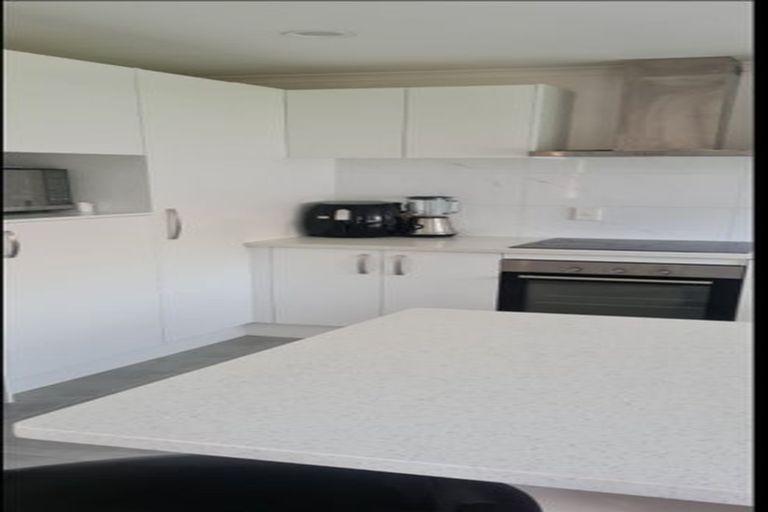 Photo of property in 39 Fernbrook Close, Burswood, Auckland, 2013