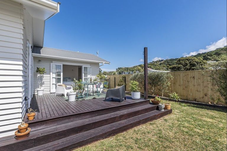 Photo of property in 224 The Parade, Island Bay, Wellington, 6023