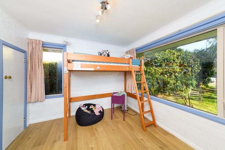 Photo of property in 39 Lincoln Terrace, Hokowhitu, Palmerston North, 4410