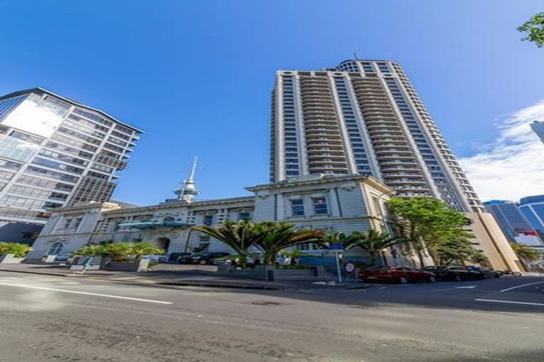 Photo of property in The Metropolis Apartments, 812/1 Courthouse Lane, Auckland Central, Auckland, 1010
