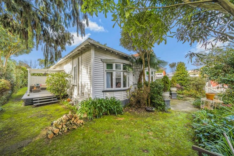 Photo of property in 184 Main North Road, Redwood, Christchurch, 8051