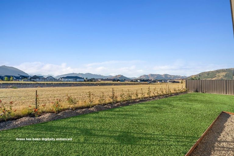 Photo of property in 11 Packer Road, Wanaka, 9382