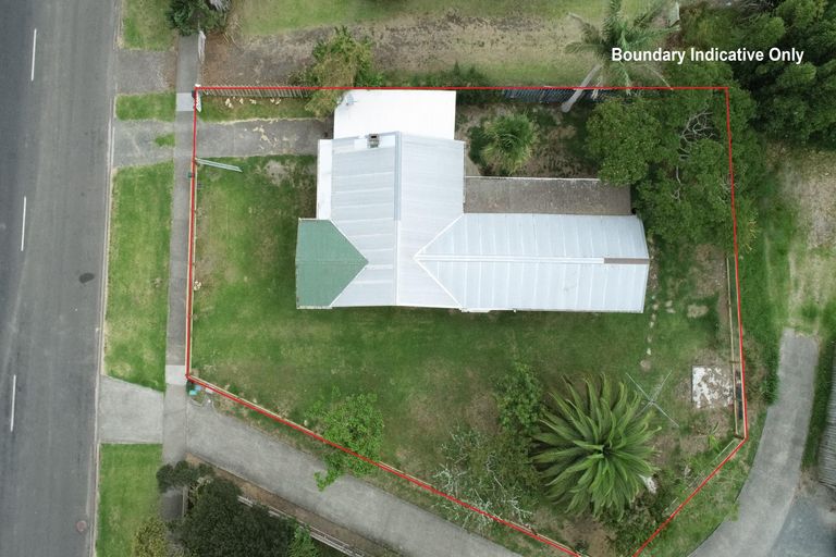 Photo of property in 1 Lake Road, Kaitaia, 0410