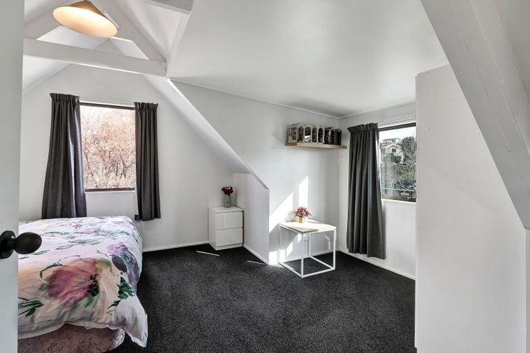 Photo of property in 92 Heta Road, Highlands Park, New Plymouth, 4312
