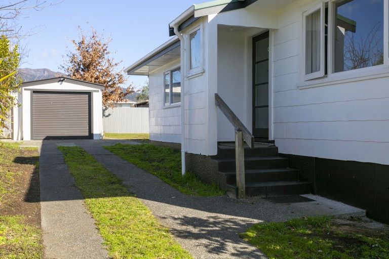 Photo of property in 19 Te Takinga Street, Turangi, 3334