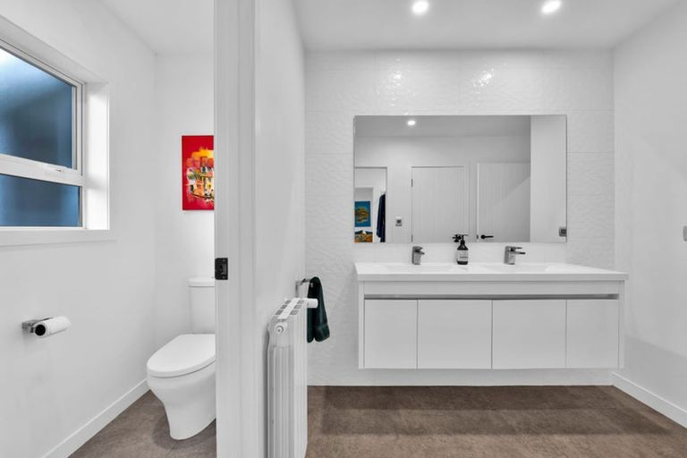 Photo of property in 1253 Upland Road, Egmont Village, Inglewood, 4386