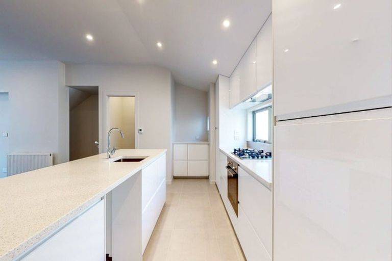 Photo of property in 94a Tinakori Road, Thorndon, Wellington, 6011