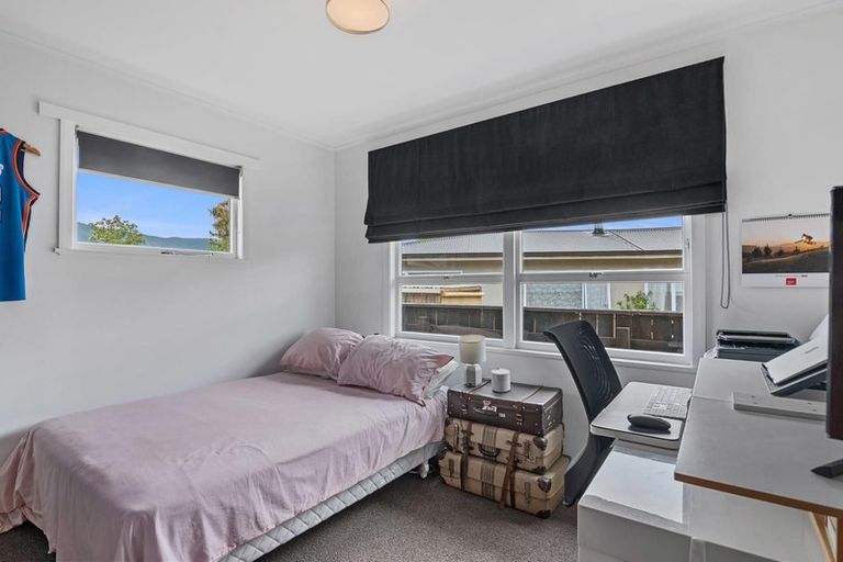 Photo of property in 27 Marlowe Street, Stoke, Nelson, 7011