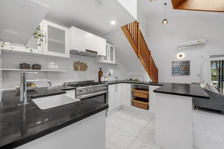 Photo of property in 22 Tui Brae, Beachlands, Auckland, 2018