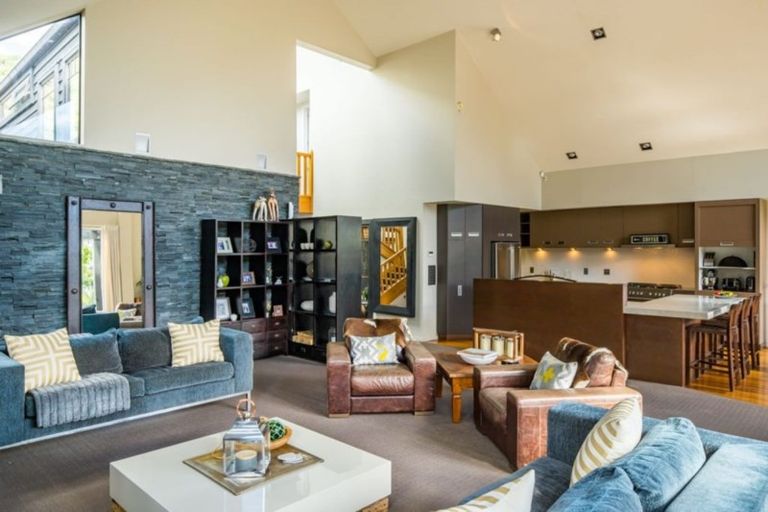 Photo of property in 374 Muritai Road, Eastbourne, Lower Hutt, 5013