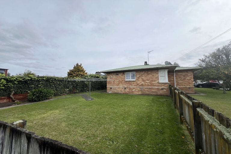 Photo of property in 1 Scotland Place, Hillcrest, Hamilton, 3216