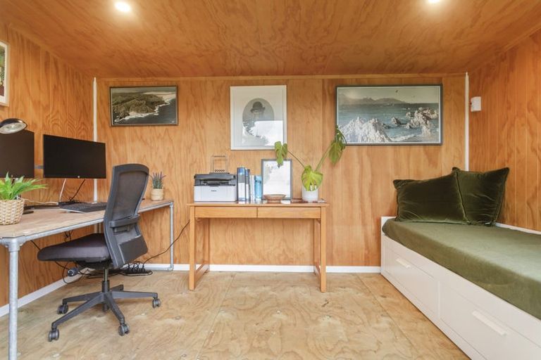 Photo of property in 19 Rimu Street, New Lynn, Auckland, 0600