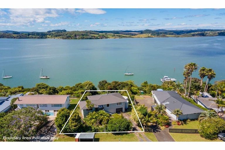 Photo of property in 40 Rangitane Loop Road, Kerikeri, 0294