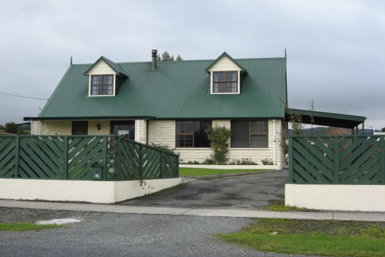 Photo of property in 45 Johnson Street, Milton, 9220