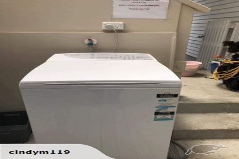 Photo of property in 12 Bruce Road, Glenfield, Auckland, 0629