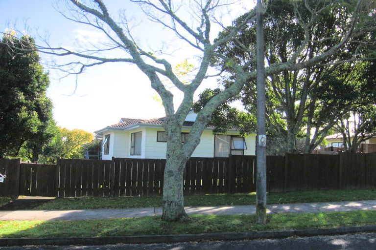 Photo of property in 12 Banyan Drive, Totara Heights, Auckland, 2105