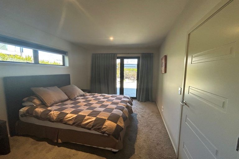 Photo of property in 1 Valley Crescent, Wanaka, 9305