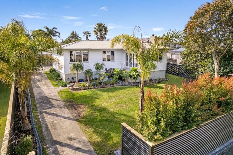Photo of property in 7 Glenfield Place, Brookfield, Tauranga, 3110