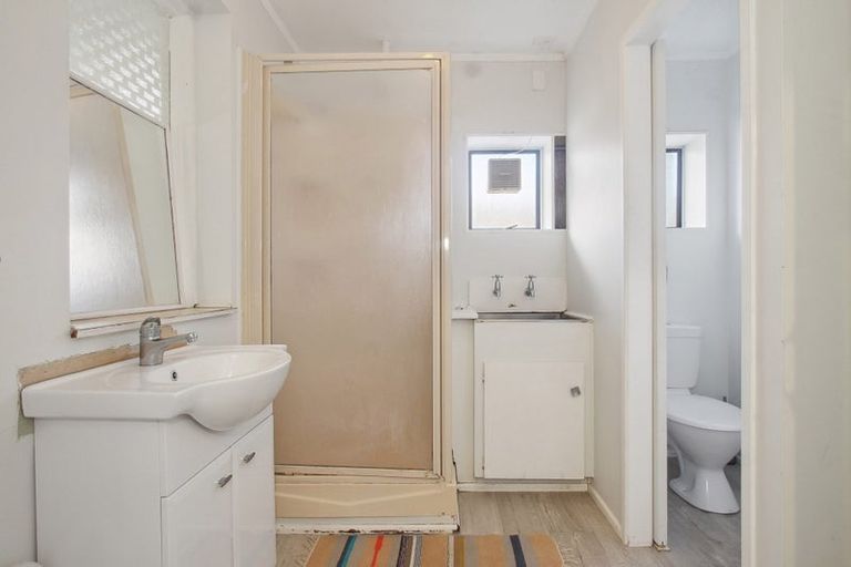 Photo of property in 1/78 Bentley Avenue, Glenfield, Auckland, 0629