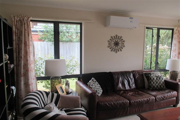 Photo of property in 5 Marsack Crescent, Halswell, Christchurch, 8025