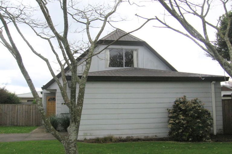 Photo of property in 2a Hunter Way, Otumoetai, Tauranga, 3110